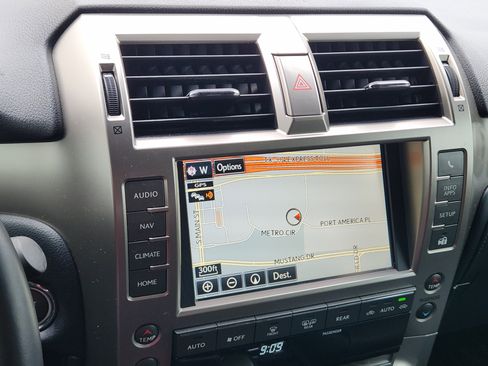 Used 2021 Lexus GX 460 Premium image 16