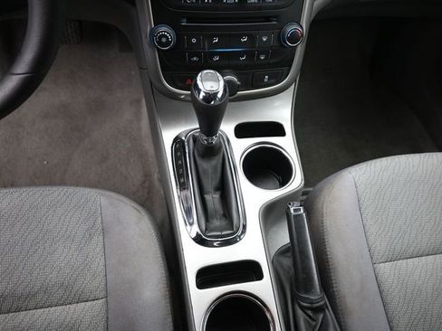 Used 2014 Chevrolet Malibu LS image 31