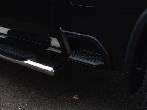 Used 2024 Chevrolet Silverado 3500 LT image 16