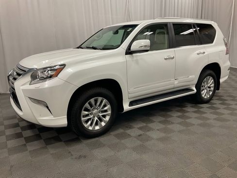 Used 2015 Lexus GX 460 w/ Premium Package AWD/4WD image 12