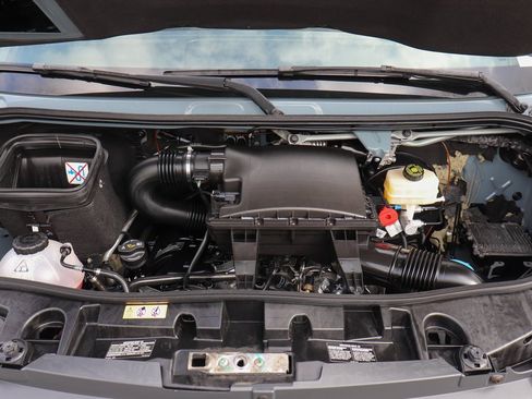 Used 2021 Mercedes-Benz Sprinter 2500 image 16