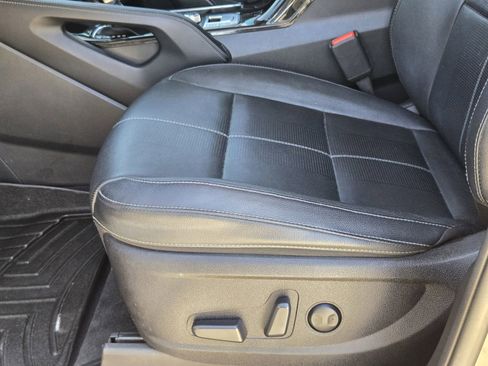 Used 2022 Kia Telluride EX w/ EX Premium Package image 18