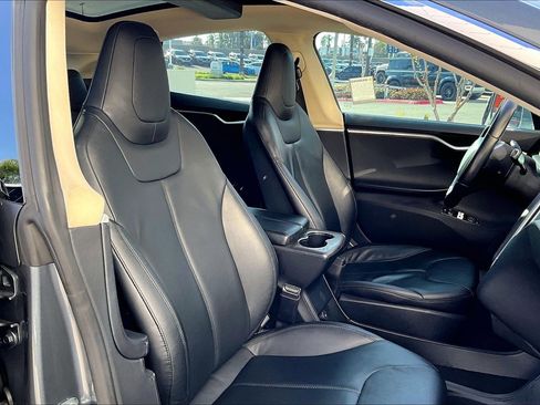 Used 2013 Tesla Model S image 7