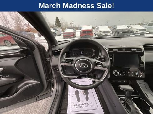 Used 2022 Hyundai Santa Cruz SEL w/ Winter Package image 16