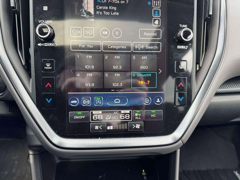 Certified 2024 Subaru Crosstrek 2.5i Limited w/ Crosstrek Mirror Package image 29