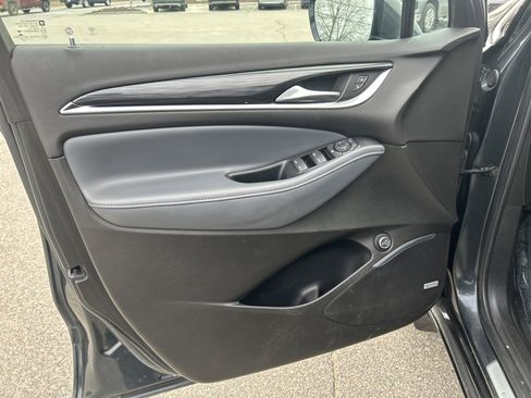 Used 2021 Buick Enclave Essence w/ Sound and Sites Package image 15