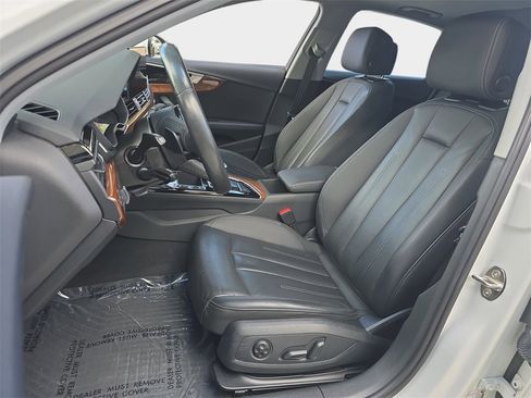 Used 2023 Audi A4 2.0T Premium w/ Convenience Package image 14