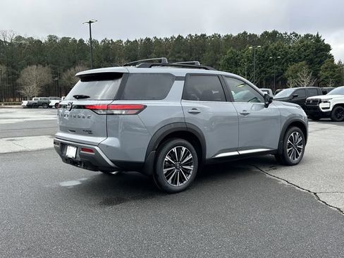 New 2026 Nissan Pathfinder Platinum image 8