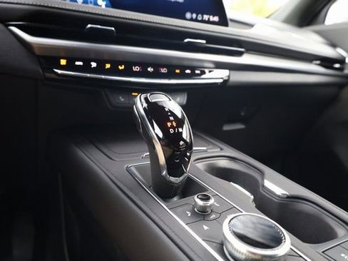 Used 2024 Cadillac XT4 Premium Luxury w/ Cold Weather Package image 25