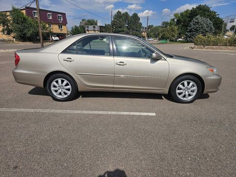Used 2002 Toyota Camry LE image 6