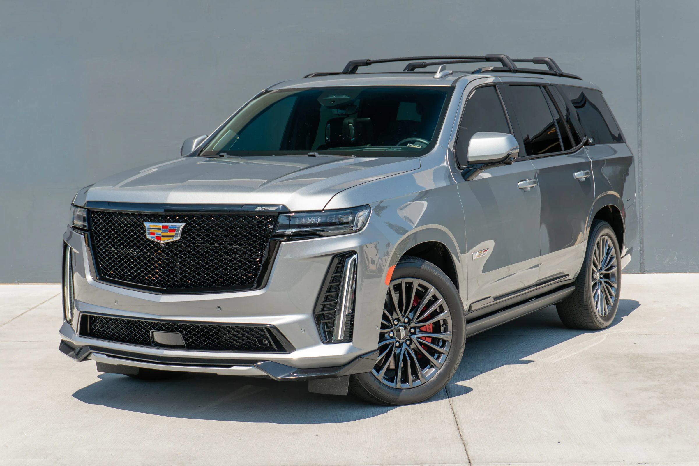 Used 2024 Cadillac Escalade V AWD/4WD image 3
