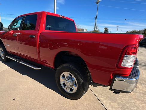 Used 2024 RAM 2500 Big Horn w/ Bed Utility Group image 10