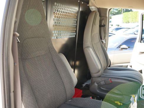 Used 2024 Chevrolet Express 2500 w/ Driver Convenience Package image 16