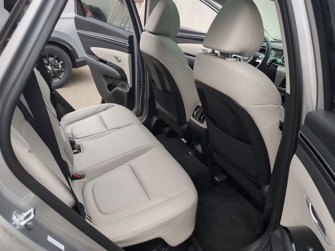 Used 2023 Hyundai Tucson Limited image 13