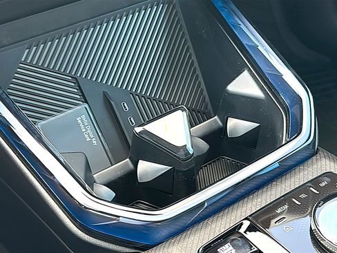 New 2026 BMW X3 xDrive30i AWD/4WD image 25