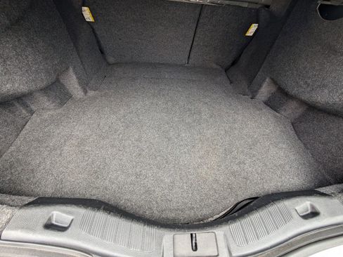 Used 2020 Ford Fusion SE FWD image 19