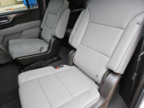 New 2026 GMC Yukon XL Elevation image 27