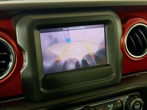 Used 2021 Jeep Wrangler Rubicon image 13