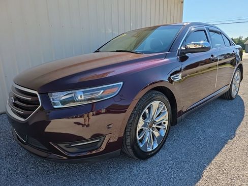 Used 2019 Ford Taurus Limited w/ Driver Assist Package AWD/4WD image 11