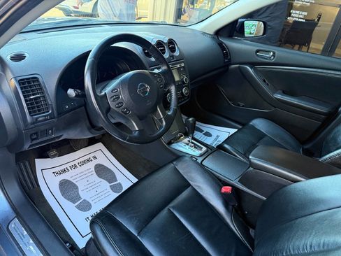 Used 2011 Nissan Altima 2.5 SL w/ 2.5SL Pkg image 10