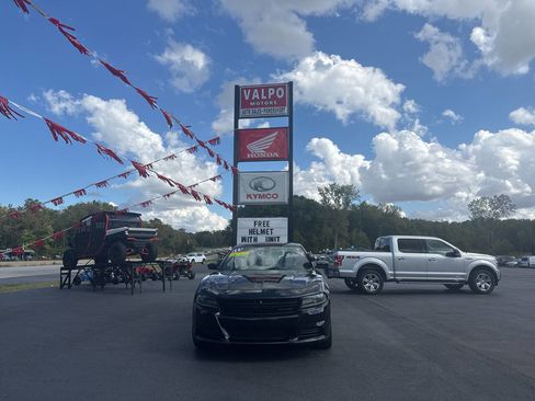 Used 2016 Dodge Charger Police image 3