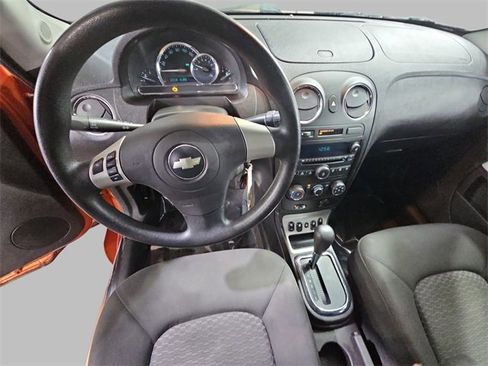 Used 2007 Chevrolet HHR LS image 14