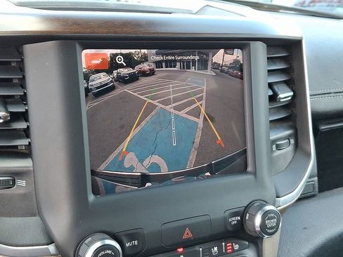 Used 2022 RAM 1500 Laramie image 19