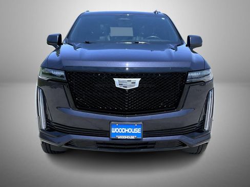 Used 2023 Cadillac Escalade Sport w/ LPO, ONYX Package image 2