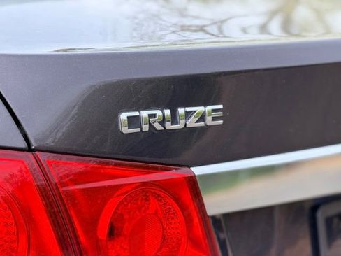 Used 2016 Chevrolet Cruze LT FWD image 21