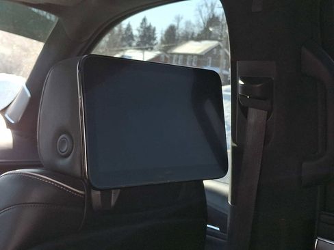 Used 2021 Cadillac Escalade ESV Sport Platinum w/ LPO, ONYX Package image 13