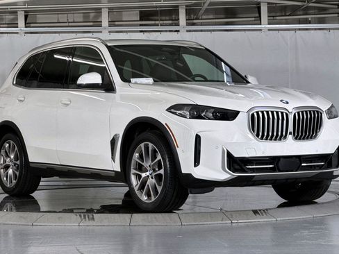 Used 2024 BMW X5 sDrive40i w/ Parking Assistance Package RWD image 7