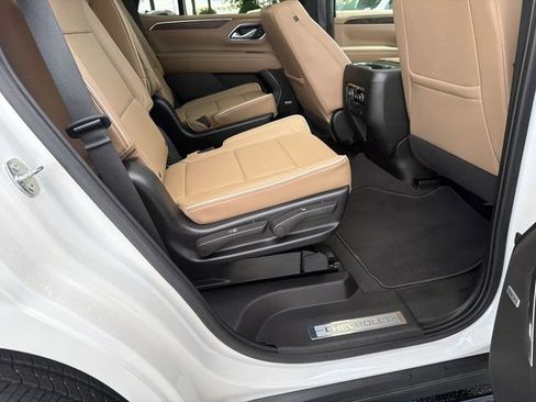 Used 2023 Chevrolet Tahoe Premier RWD image 15