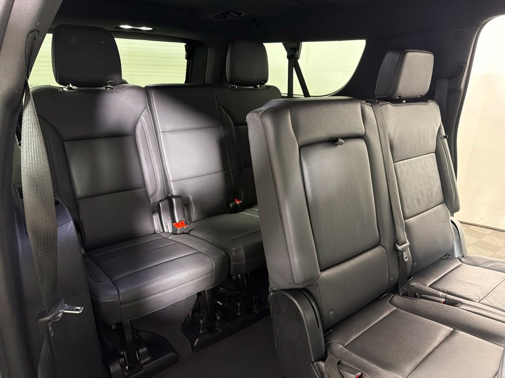 Used 2024 Chevrolet Suburban LT AWD/4WD image 22