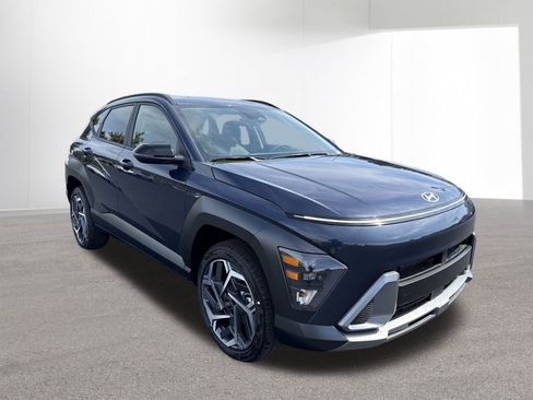 Used 2026 Hyundai Kona SEL Premium AWD/4WD image 2