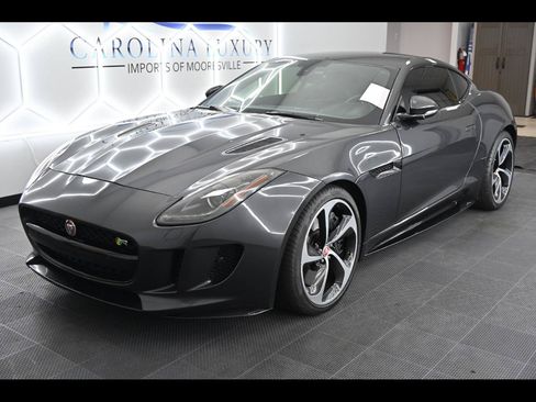 Used 2016 Jaguar F-TYPE R AWD/4WD image 1