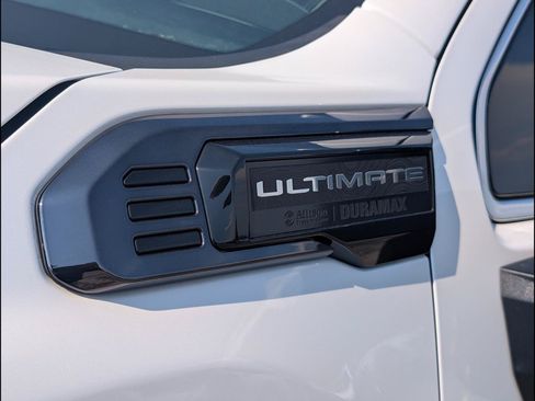 Used 2024 GMC Sierra 2500 Denali Ultimate w/ Max Trailering Package AWD/4WD image 22
