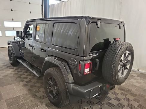 Used 2021 Jeep Wrangler Unlimited Sahara w/ Dual Top Group AWD/4WD image 4