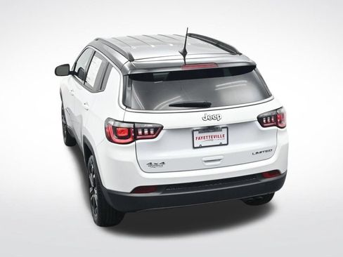 Used 2022 Jeep Compass Limited AWD/4WD image 27
