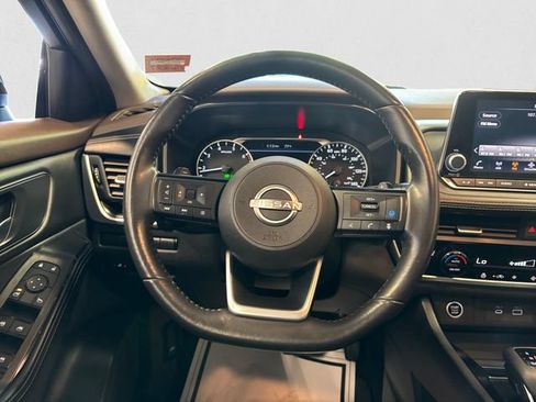 Certified 2023 Nissan Rogue SV w/ SV Premium B Package AWD/4WD image 12