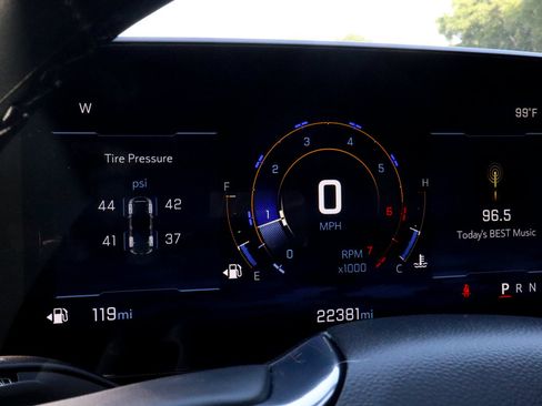 Used 2025 Chevrolet Equinox LT w/ Convenience Package II FWD image 30