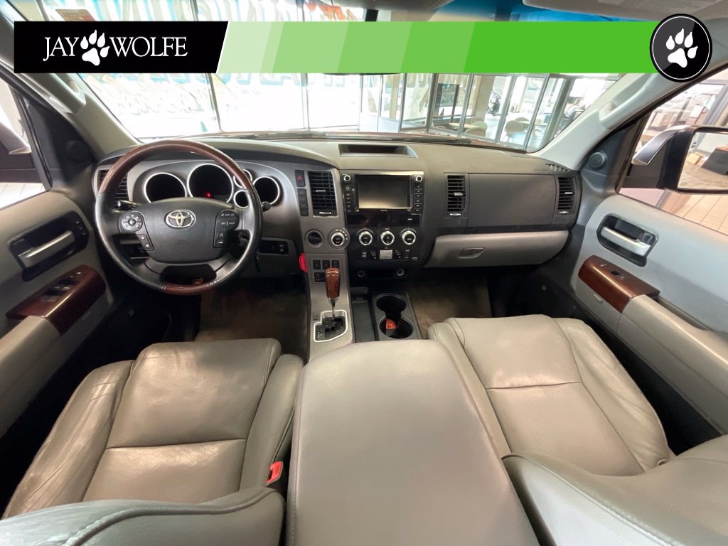 Used 2011 Toyota Sequoia Platinum AWD/4WD image 8