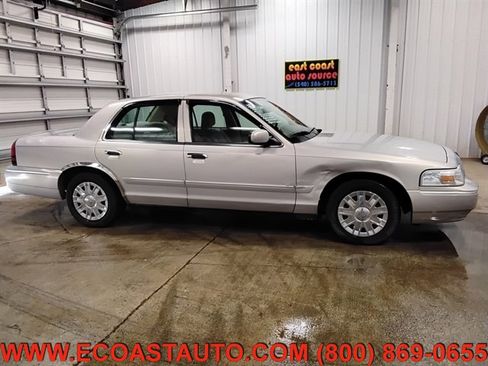Used 2008 Mercury Grand Marquis GS image 2