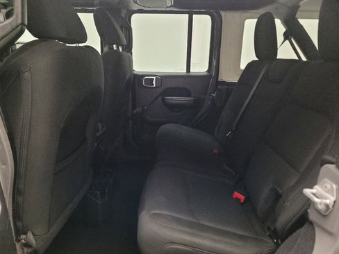 Used 2020 Jeep Wrangler Unlimited Sport AWD/4WD image 18