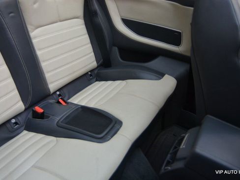 Used 2019 Land Rover Range Rover Evoque HSE Dynamic AWD/4WD image 28