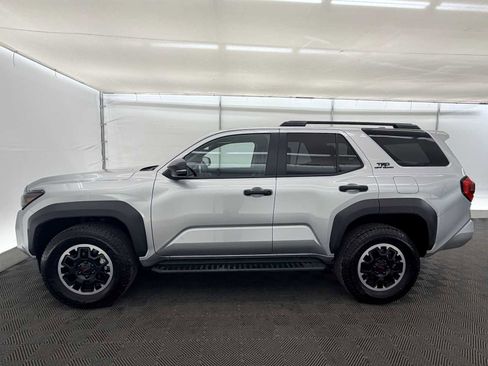 Used 2025 Toyota 4Runner TRD Off-Road image 3