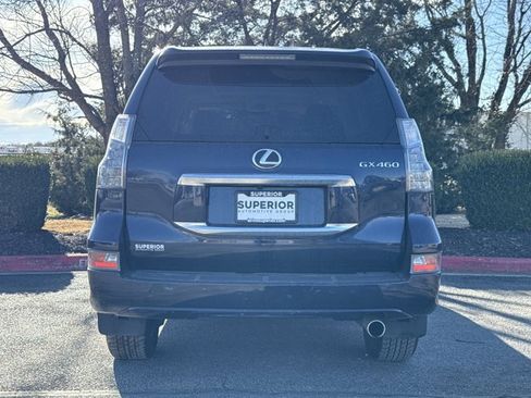 Used 2022 Lexus GX 460 image 5