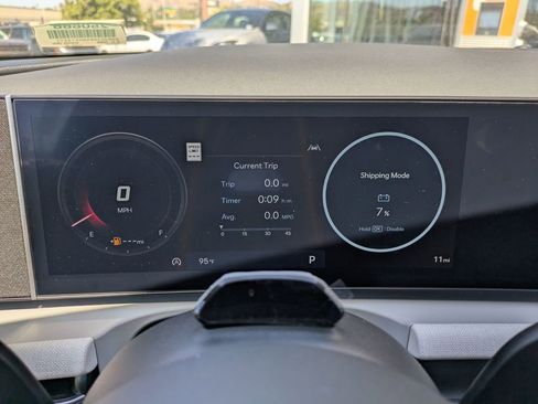 New 2025 Hyundai Tucson SEL image 18