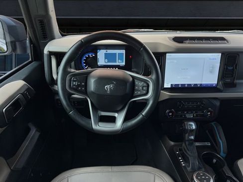 Used 2023 Ford Bronco Wildtrak AWD/4WD image 12