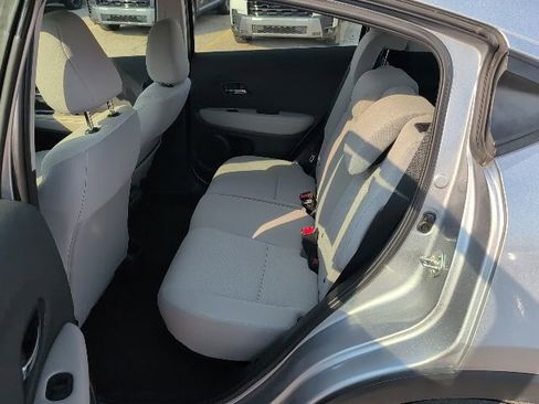 Used 2022 Honda HR-V LX image 12