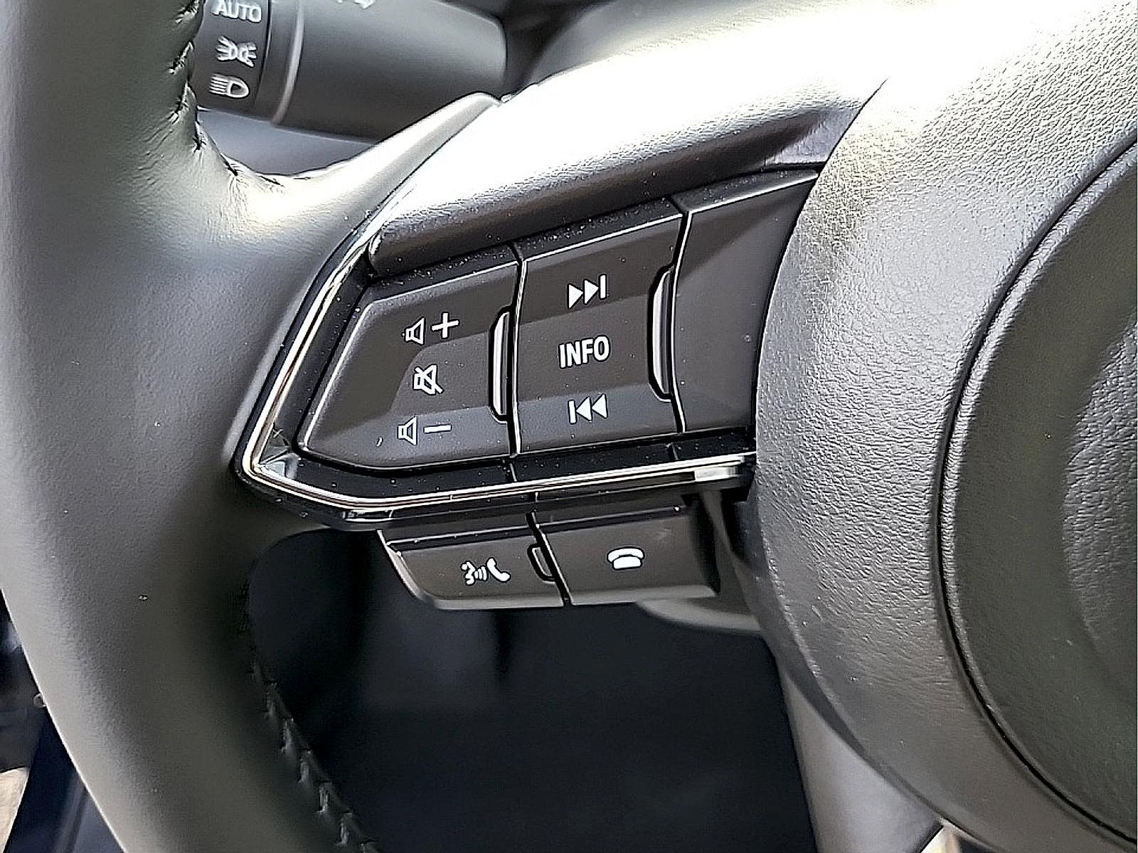 Certified 2025 MAZDA CX-5 AWD 2.5 S w/ Preferred Package image 19